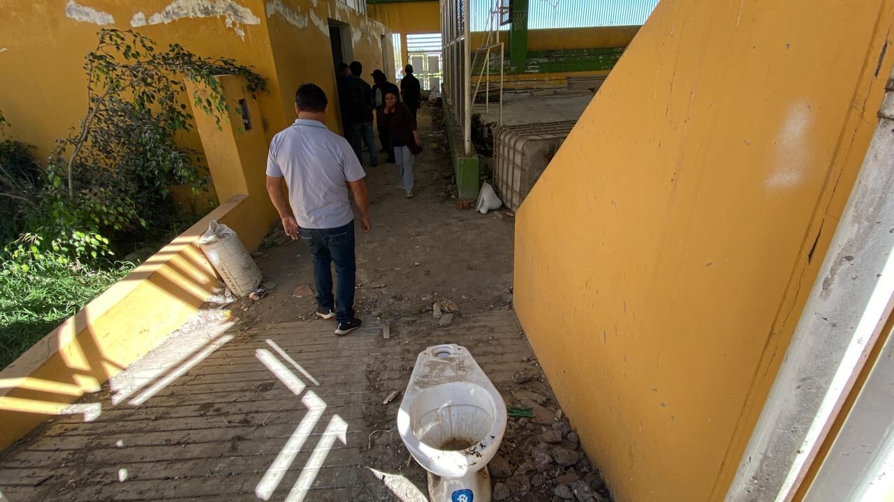 Complejo Eduardo de la Piniella abandonado por gestión municipal. (Foto: GEC)