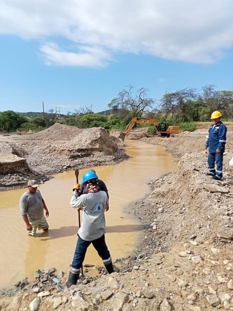Decenas de pobladores se han visto afectados tras el corte del servicio. No obstante, la EPS Grau informó que trabajan en la reparación de la red matriz para retomar la distribución