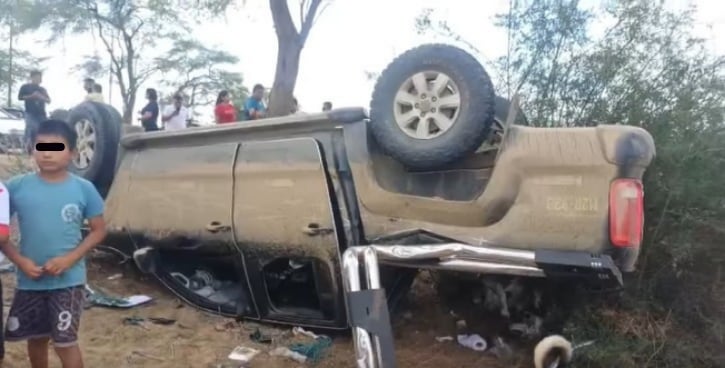 Camioneta se despista