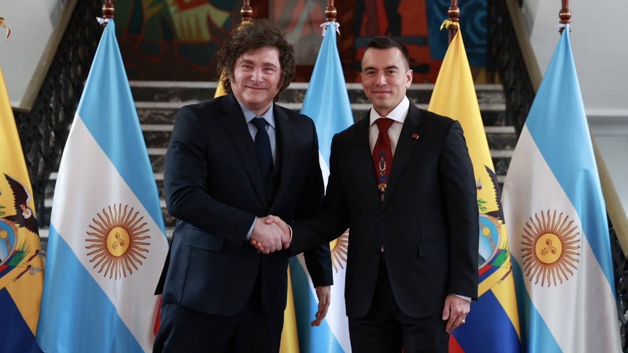 Noboa y Milei firman acuerdo de cooperación contra crimen organizado, ciberataques y pesca ilegal. Foto: Presidencia de Ecuador.