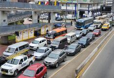 SJL: Tránsito vehicular se normalizó en Puente Nuevo y a la altura de la estación Caja de Agua (FOTOS)