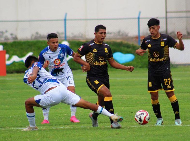 Deportivo Cantolao consigue un triunfo ante los dirigidos por Carlos Compagnucci.