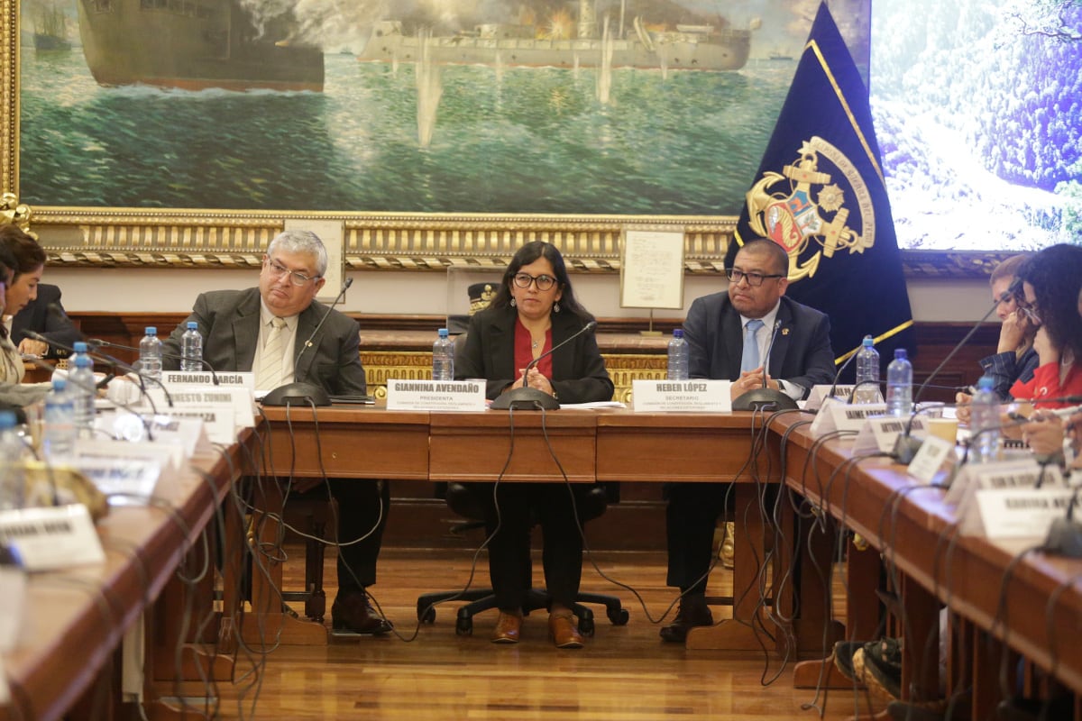 Hace una semana, la Comisión de Constitución aprobó un dictamen en mayoría. (Foto: GEC)