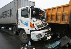 PNP: Más del 50 % de los accidentes en carreteras son por usar el celular mientras se conduce