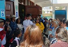 Huancayo: Padres se atrincheran en colegio negándose a entregar instrumentos musicales