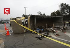 Camión se vuelca en la Vía de Evitamiento y provoca congestión vehicular en San Juan de Lurigancho