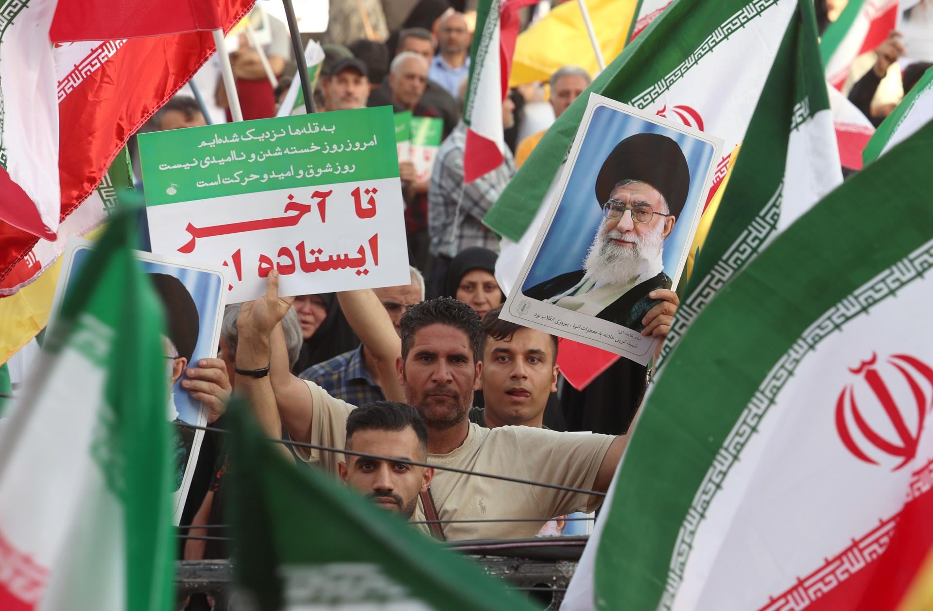 (EFE/EPA/ABEDIN TAHERKENAREH).