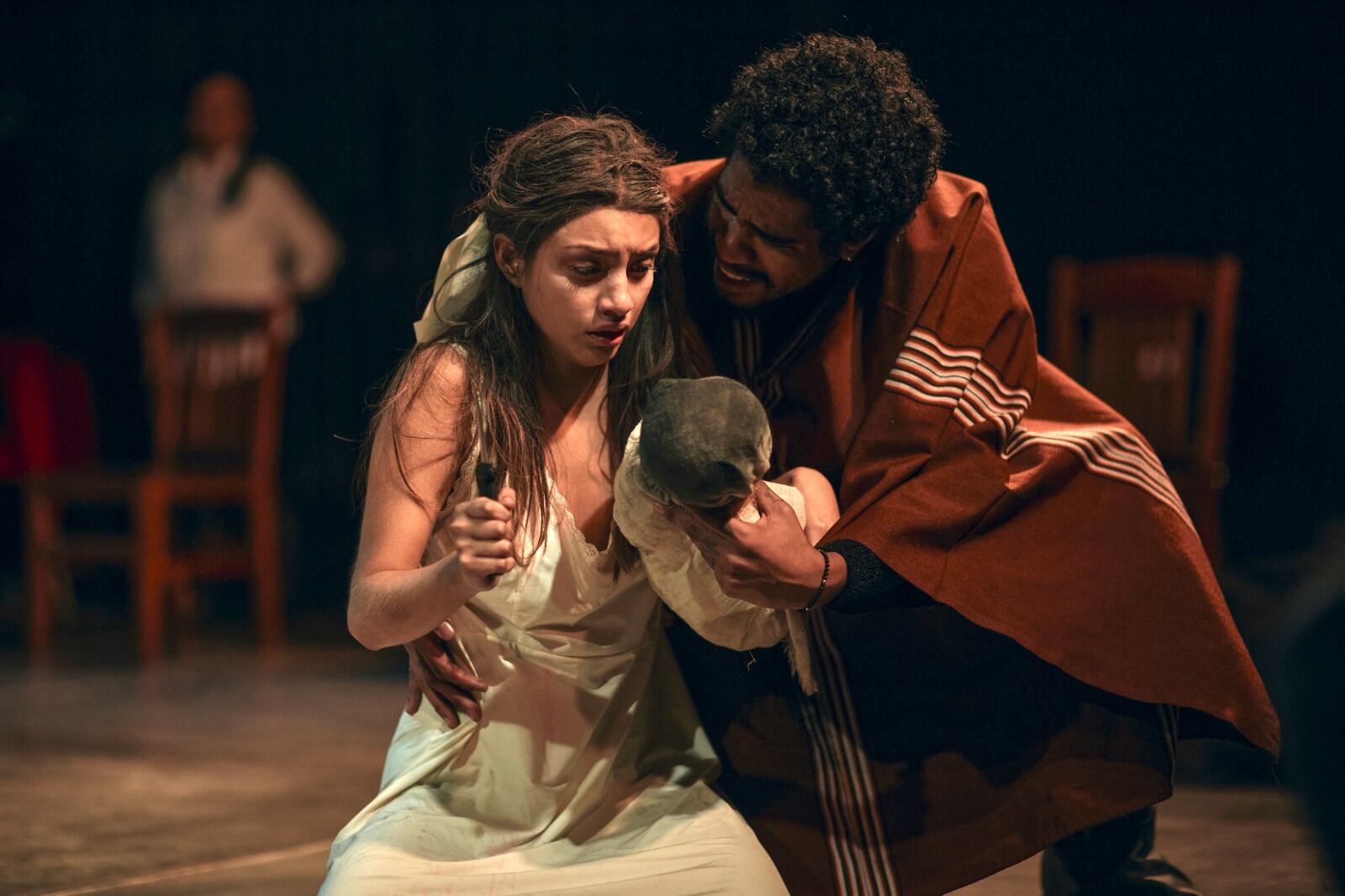 Liliana Trujillo, Augusto Mazzarelli, Carolay Rodríguez, Fernanda Llanos y Omar Cruz protagonizan este montaje dirigido por Chela De Ferrari.