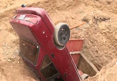Chofer no se percata de obra y auto cae a una zanja en Ventanilla