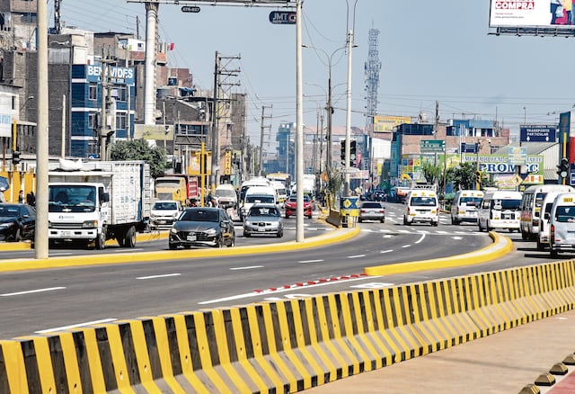 Tránsito vehicular luce ordenado tras cinco años de trabajos.