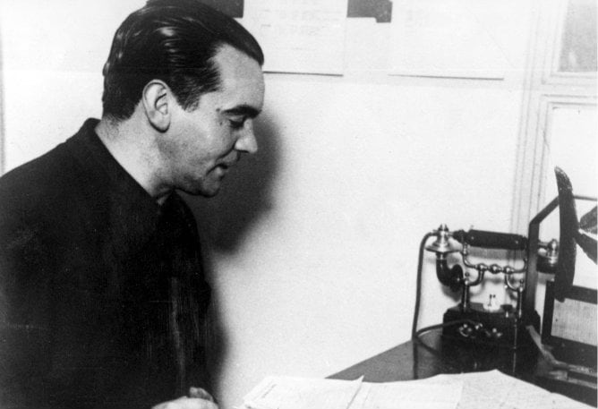 La convocatoria “Poemas a Lorca” recibirá textos inéditos inspirados en el universo creativo de Federico García Lorca. El certamen está dirigido a peruanos y residentes en el país.