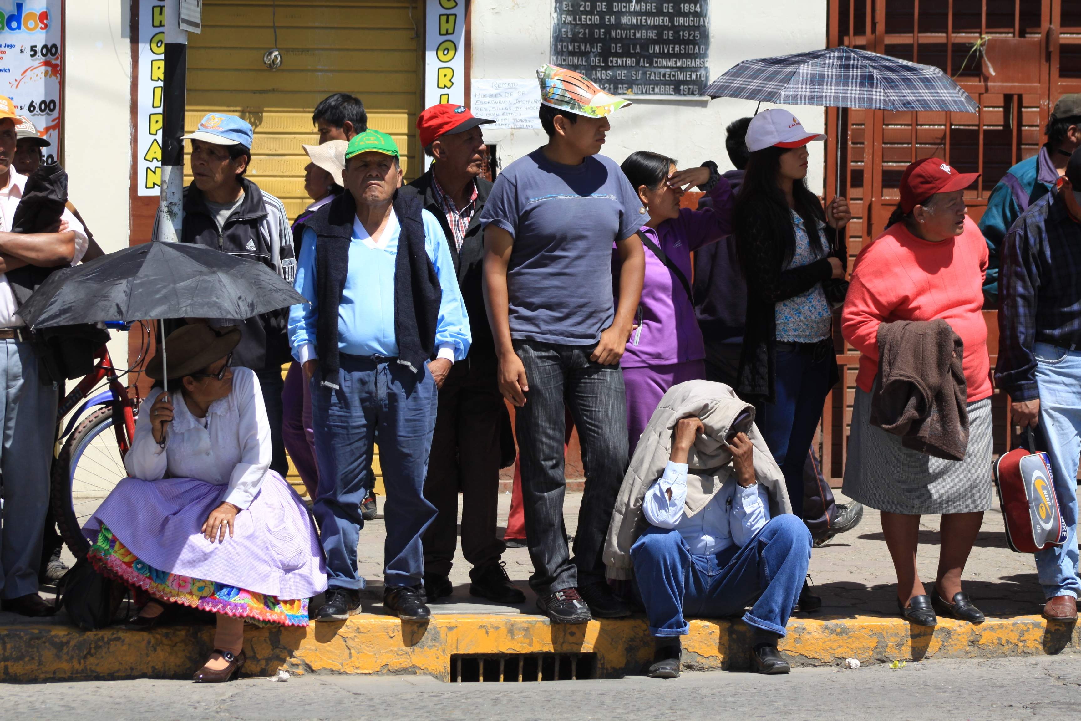 CALOR INTENSO EN HUANCAYO - RADIACION SOLAR