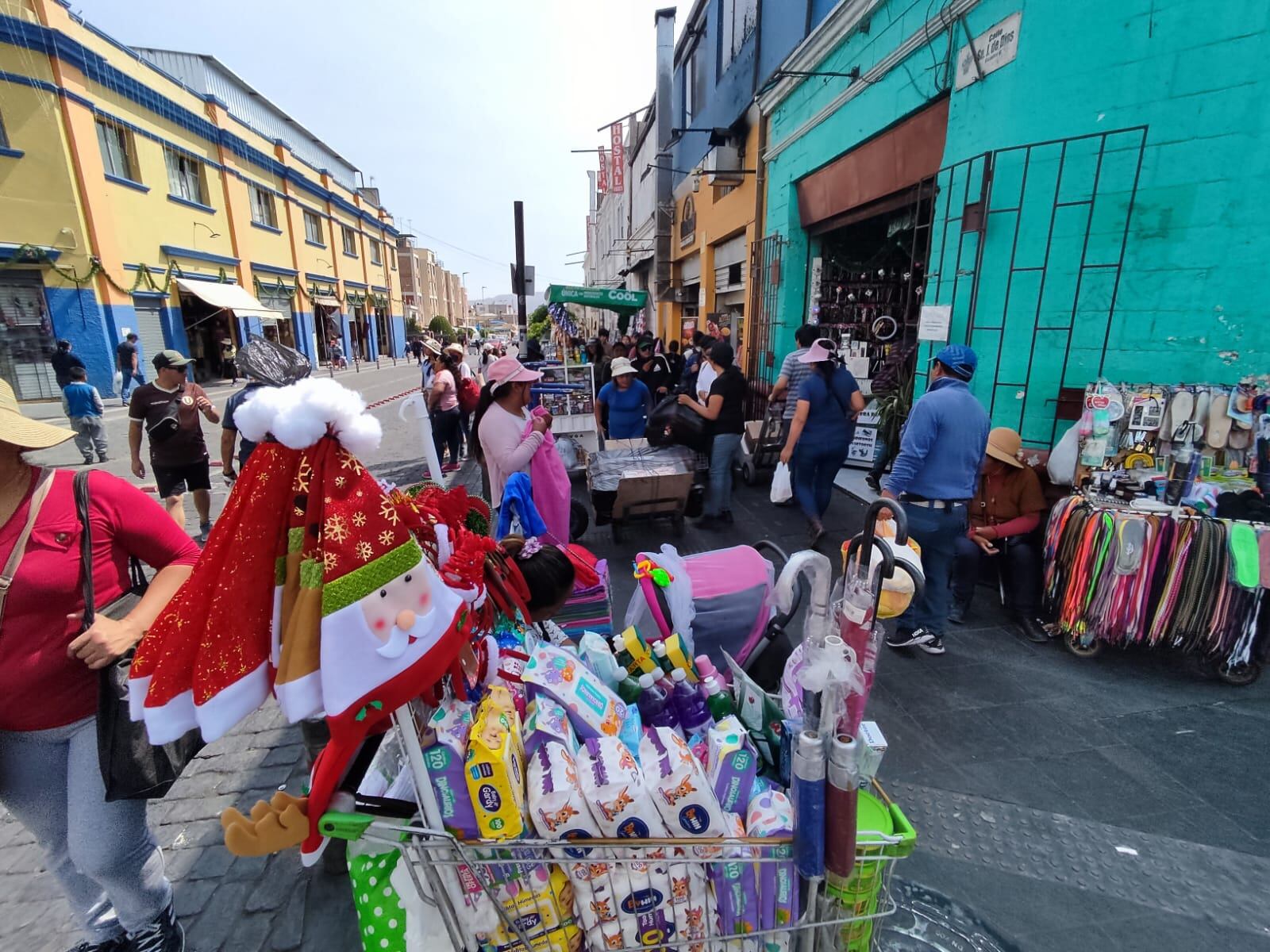 Comercio informal se descontroló en Navidad (Foto: GEC)