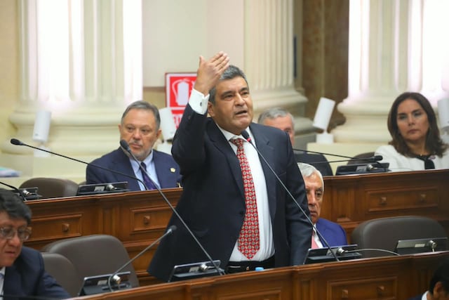 Senado aprueba con 35 votos facultades legislativas al Gobierno por 90 días (Foto: Antonio Melgarejo/GEC)