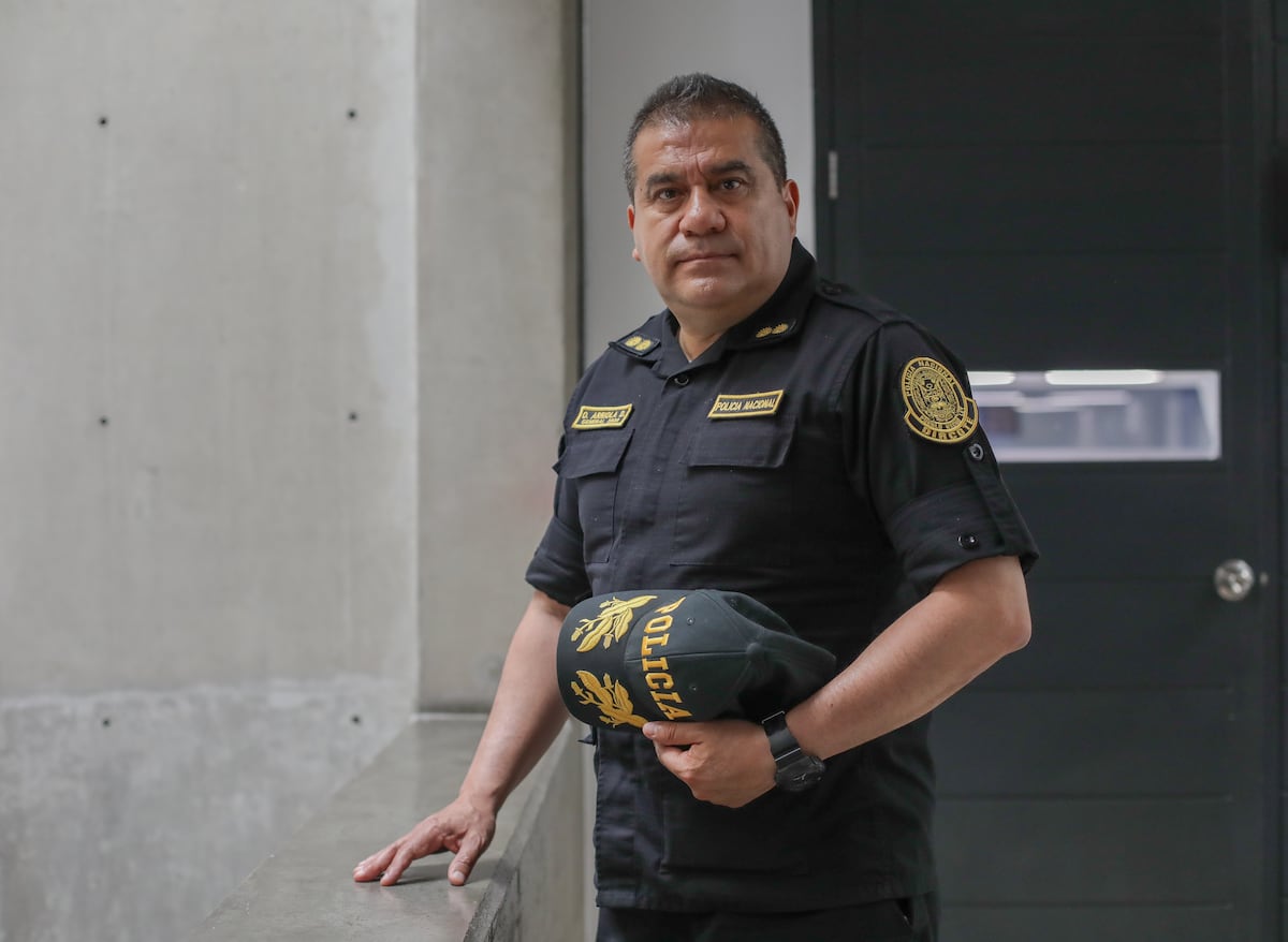 Óscar Arriola anuncia su retiro como comandante general de la PNP: "Me voy con la conciencia limpia"