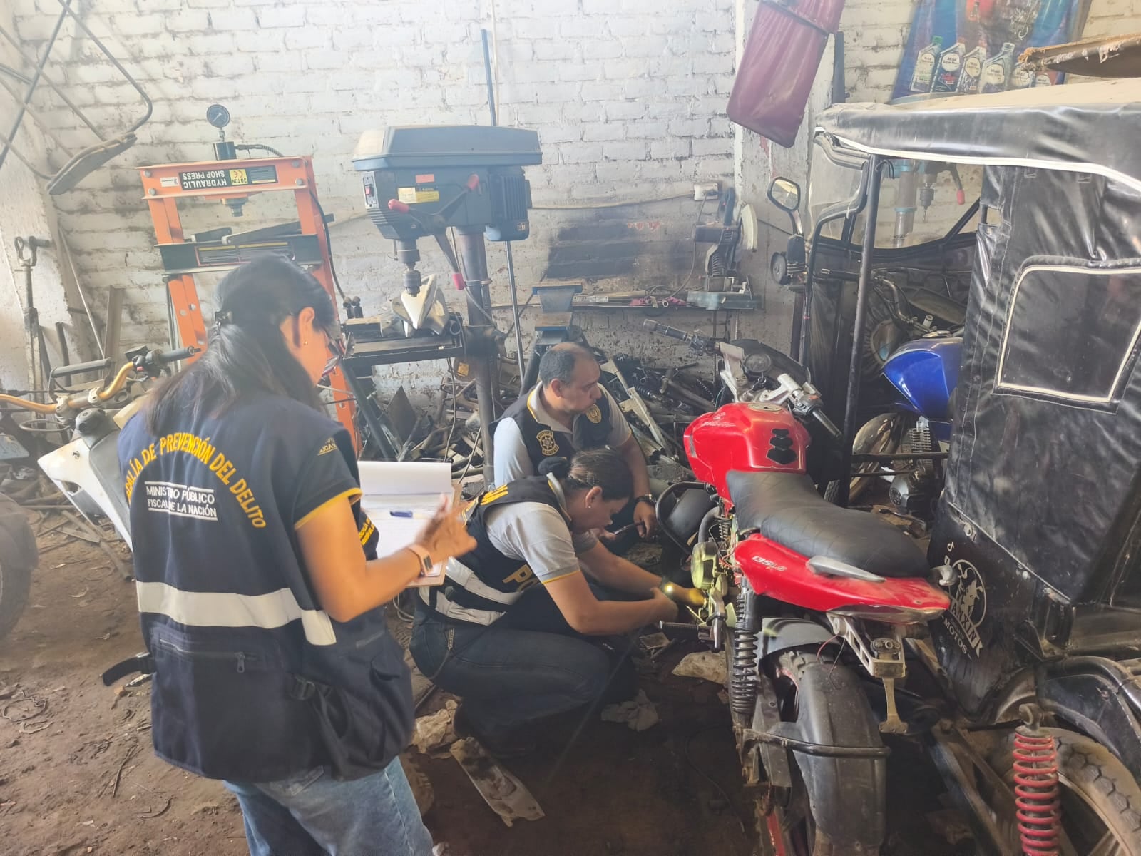 Operativo de control en Veintiséis de Octubre.