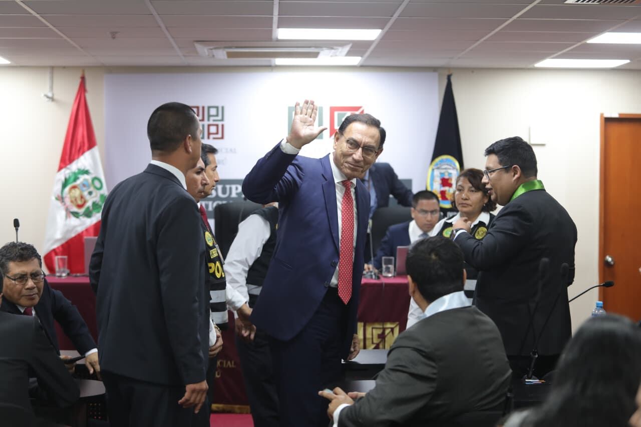 Martín Vizcarra pide archivar proceso por contratación de Richard Swing