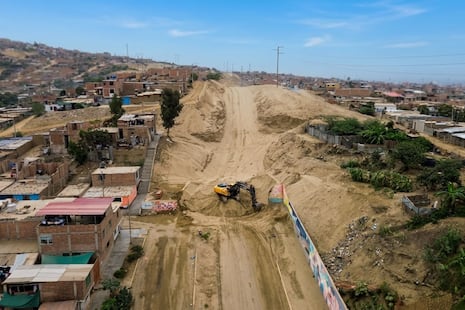 Avenida Periurbana alcanza el 50% de avance y beneficiará a cinco distritos de Trujillo