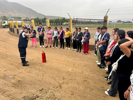 La Libertad: Capacitan a 30 estudiantes como brigadistas comunitarios en Ascope