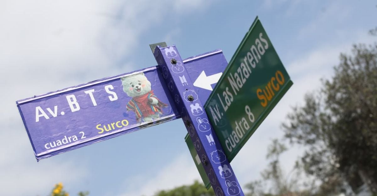 ARMY encuentra en la Avenida BTS una nueva parada de la ruta de bienvenida a sus ídolos. (Foto: Jesús Saucedo)