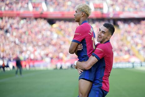 Barcelona remonta (4-3) al Real Madrid y deja prácticamente sentenciada LaLiga (FOTOS)