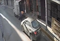 Dos quedan graves tras choque de auto contra furgón en Huancayo