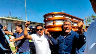 Crimen de alcalde en Piura: Población y familiares exigen justicia durante homenaje