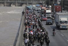 Gremios de transporte evalúan paralización si no se aprueba subsidio por alza de combustibles