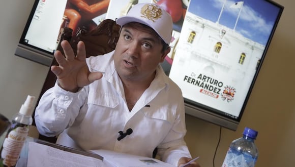 El 15 de mayo podría ser condenado por querella de Ricardo Morales. Pero apelaría y dilataría proceso, afirma experto Tomás Alva.