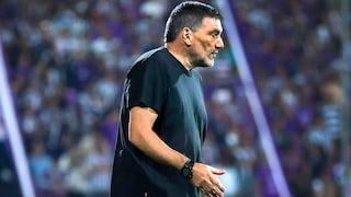 Liga 1: Técnico albo Gerardo Ameli, cuestiona ayuda a la “U”