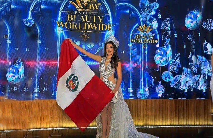 Karen gamboa alcanza el máximo título en el Queen of Queens Beauty WorldWide 2026.