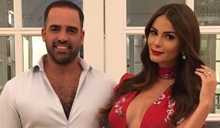 Laura Spoya se casó con el empresario Brian Rullan y vivió los primeros años de su matrimonio en Acapulco.