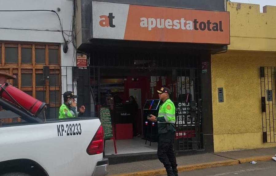 Establecimiento está ubicado en la calle Alto Lima