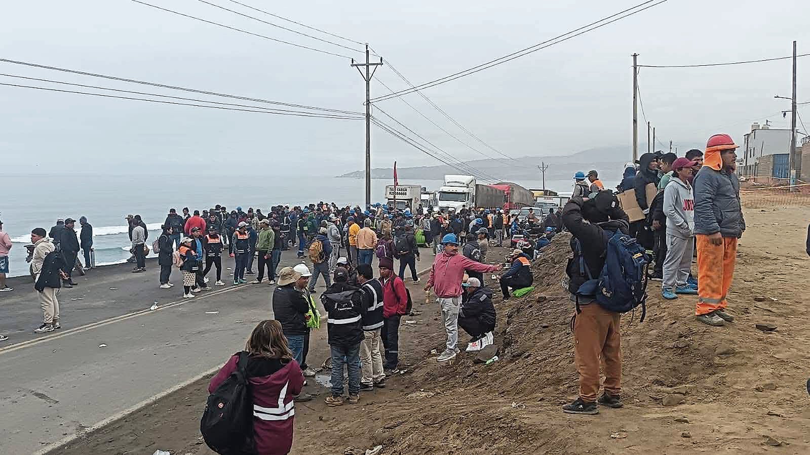 Protesta de mineros en el distrito de Chala. Foto: difusión.