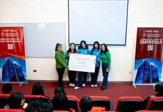 Universidad premia iniciativa empresariales de escolares huancaínos