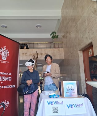 Universitarios arequipeños crean startup que abre las puertas del turismo a personas con movilidad reducida