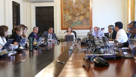 Gustavo Adrianzén ya había anunciado cambios en el Gabinete. (Foto: Presidencia)