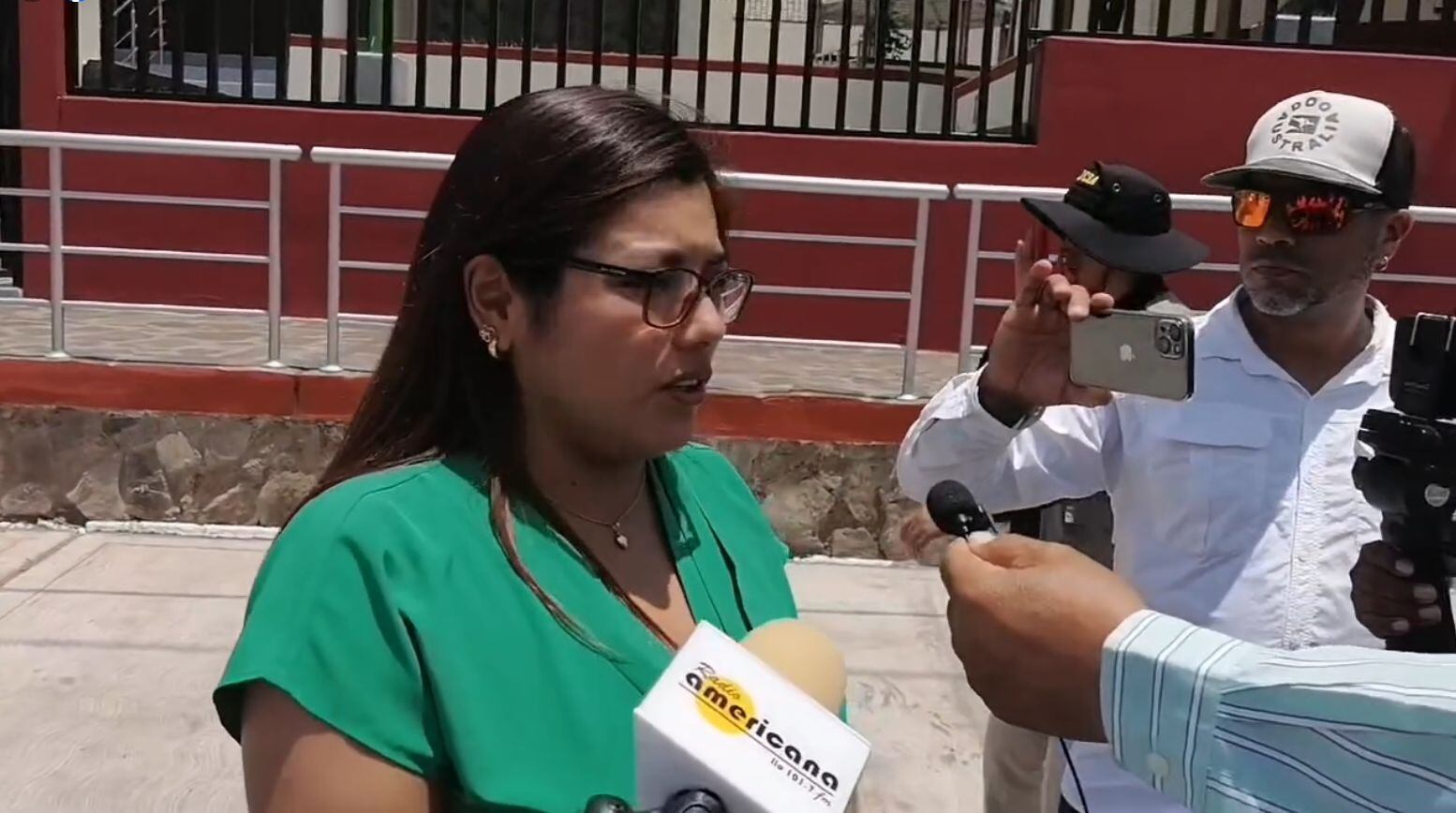 Gobernadora regional de Gilia Gutiérrez Ayala refirió temas tratados con alcaldes de la provincia portuaria. (Foto: Difusión)