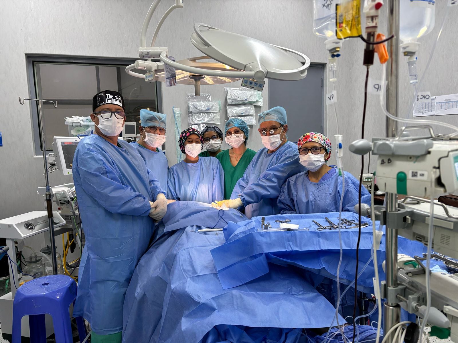 Médicos del Hospital Santa Rosa de Piura salvan la vida de una mujer