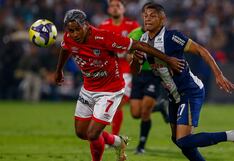 Cienciano vence 1-0 a Alianza Lima con gol de Cueva en polémico final en Matute