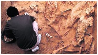 Hallan 10 restos prehispánicos en Túcume