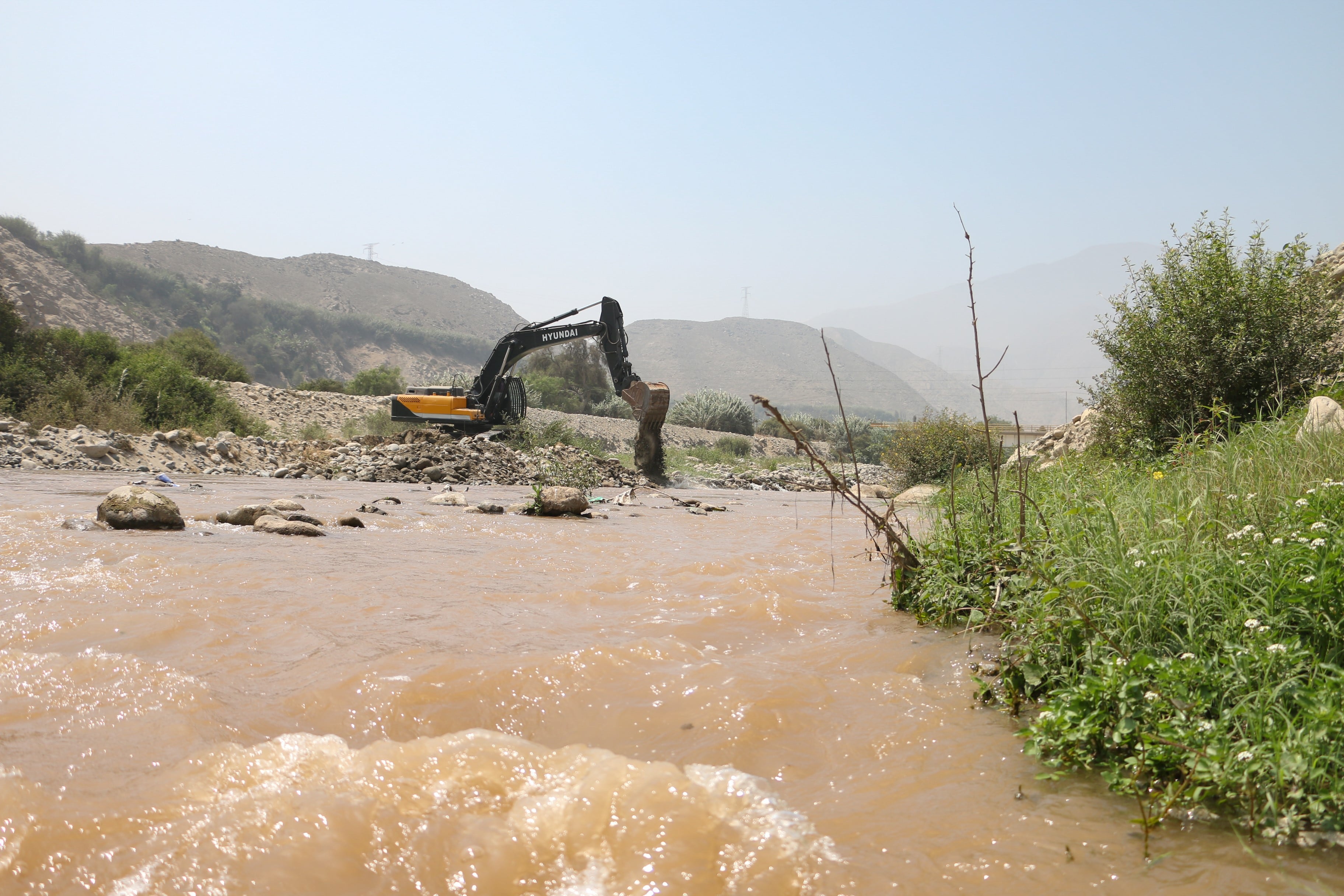 Intervienen río Chillón ante inminente llegada de fenómeno El Niño