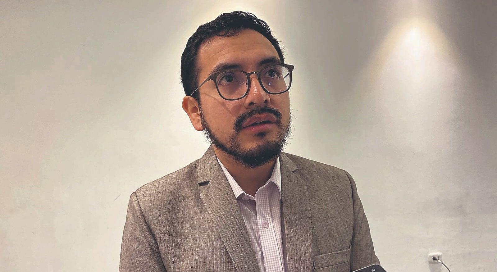 Víctor Fuentes, economista, explica el impacto de las protestas en el desarrollo y producción de Arequipa. (Foto: Dany La Torre)