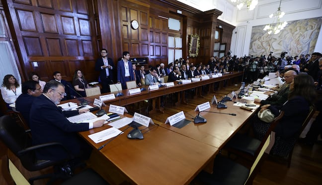 Facultades legislativas: Senado retomará debate este sábado tras suspensión de la sesión. Foto: Congreso de la República.