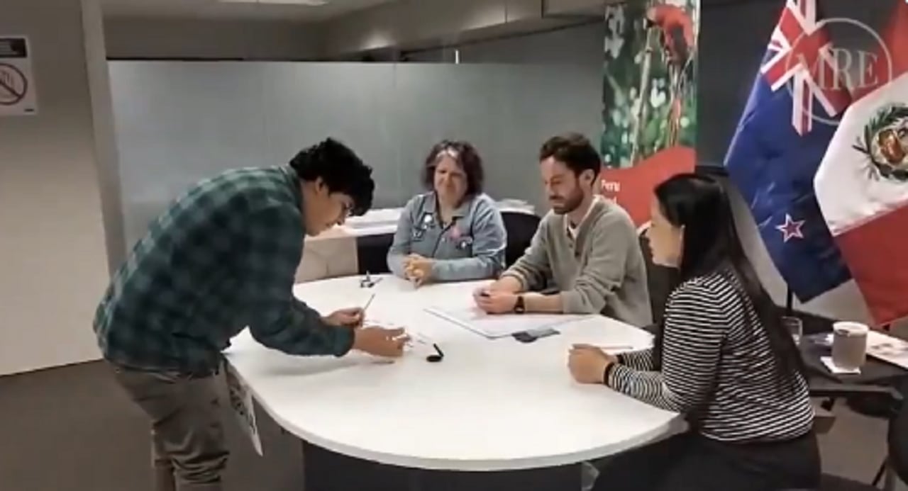 Auckland y Wellington marcan el inicio del proceso electoral fuera del país.