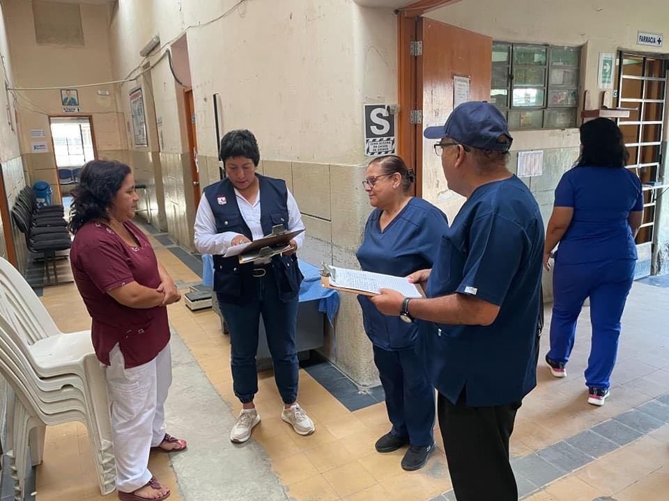 Supervisaron lista de asistencia.