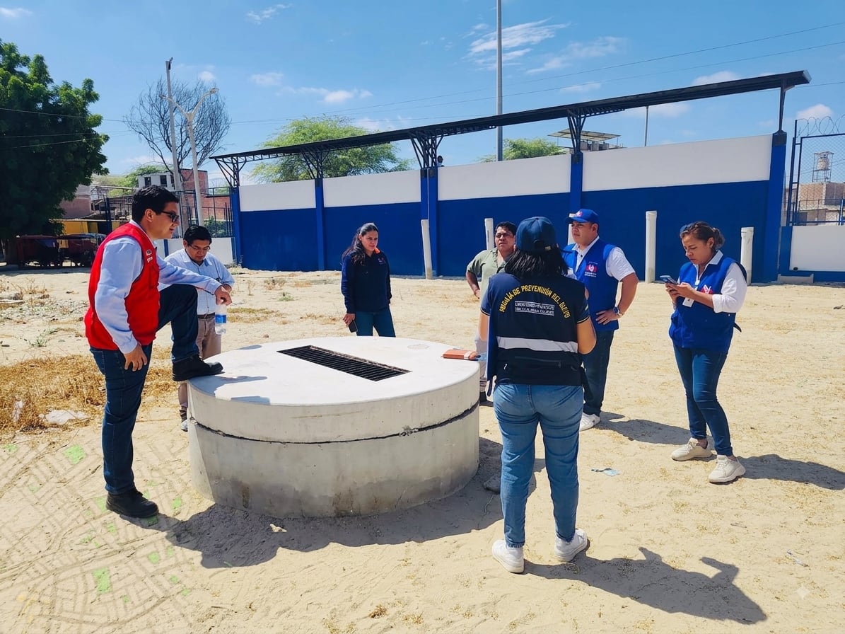 Inspección a Sares por parte de autoridades de Piura