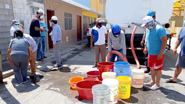 Otass asiste con camiones cisternas reparto de agua en Marcona