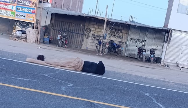 Conductor atropella y abandona el cuerpo en la Panamericana Sur en Arequipa