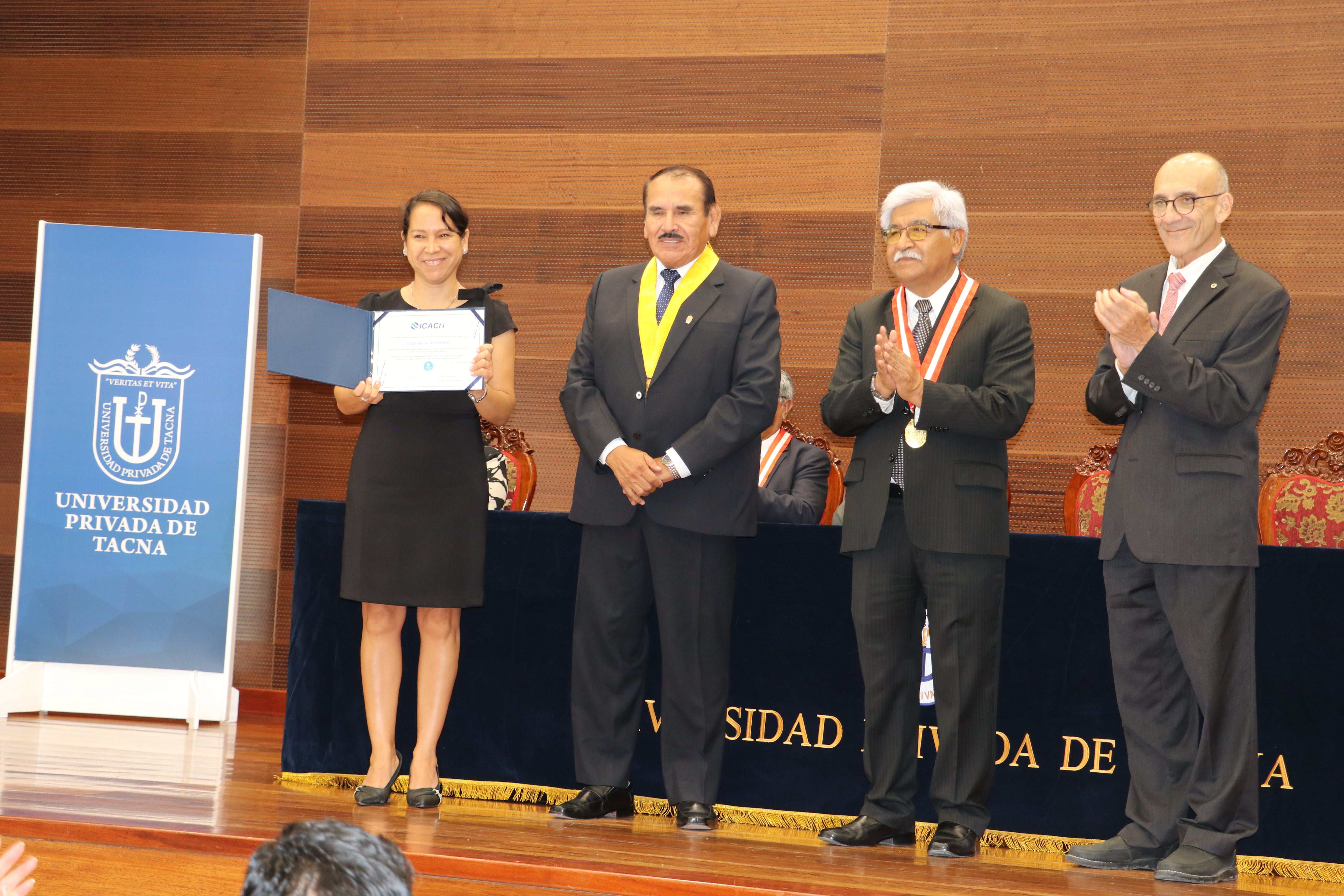 La ceremonia se desarrolló en el salón de usos múltiples Javier Ríos. (Foto: Difusión)
